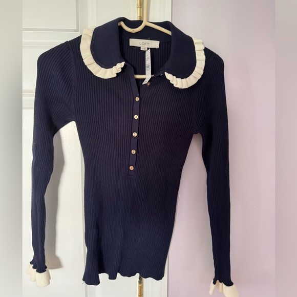 NWT loft knit top with collar and ruffle details - Picture 1 of 3